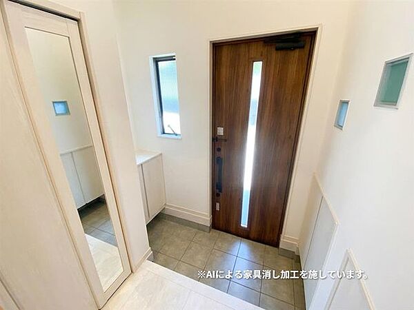 玄関を拡大表示