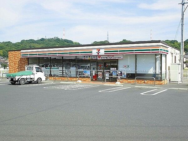 画像17:セブンイレブン福山坪生町店まで1000m