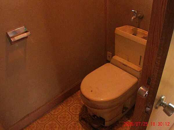 トイレを拡大表示