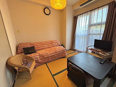 和室が2間あり、4.5帖側です。