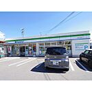 コンビニ「ファミリーマート岡谷TPR前店まで1055ｍ」