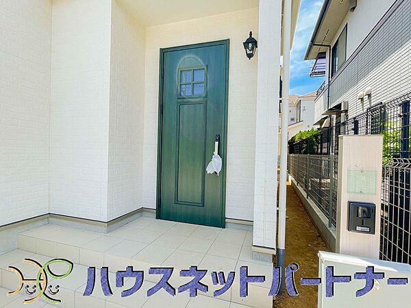 玄関を拡大表示