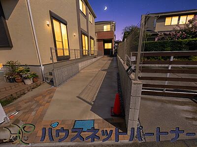 外観:ここから始まる「日常」はご家族にとってかけがえのない時間となります。少しでも豊かに、快適に。そんな想いから本邸宅は生まれました。(画像はイメージです) 外観:ここから始まる「日常」はご家族にとってかけがえのない時間となります。少しでも豊かに、快適に。そんな想いから本邸宅は生まれました。(画像はイメージです)