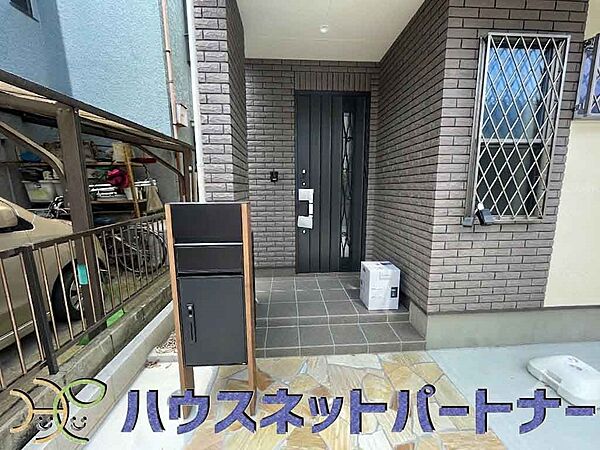 玄関を拡大表示