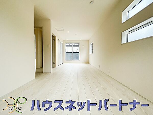洋室を拡大表示