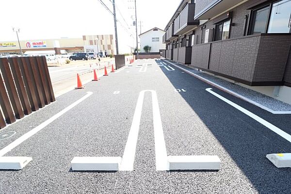 アヴェール