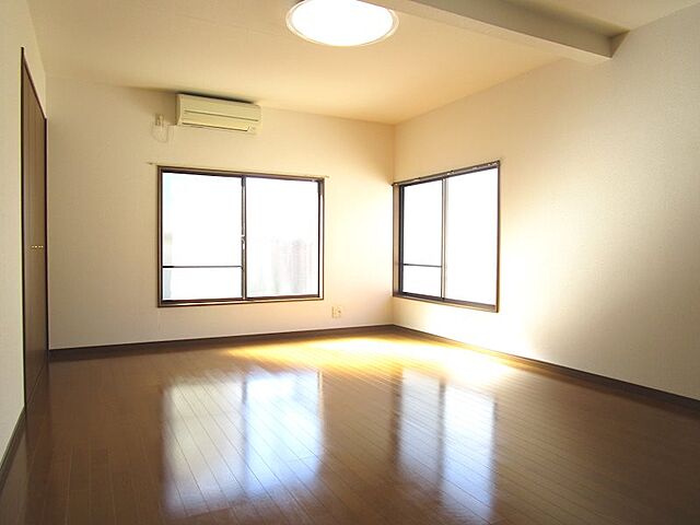 寝室