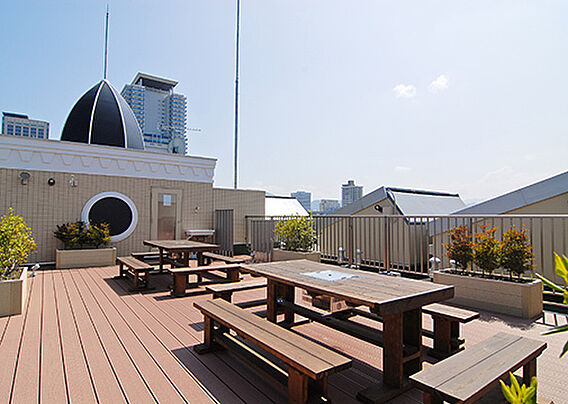 屋上庭園（BB...