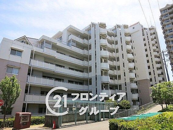 15階建ての5...