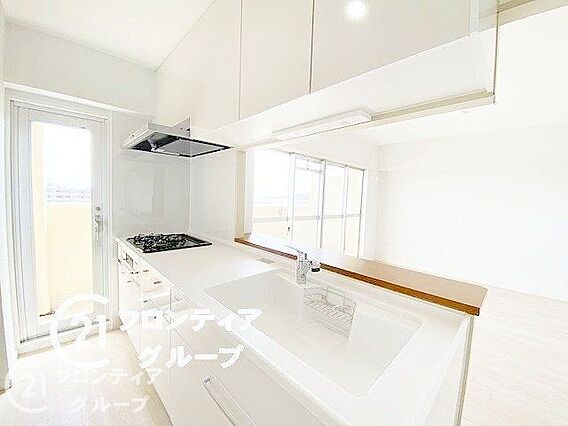 対面カウンター...