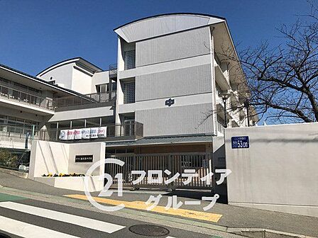 神戸市立垂水東中学校 徒歩7分。 530m
