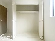 お子様が大きくなってもたくさん収納しておけますね！