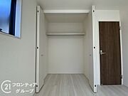 各室に収納スペ―スがありますのでお部屋スッキリ片付きますね