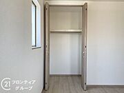 季節の物などたくさん収納しておける便利なスペースです！