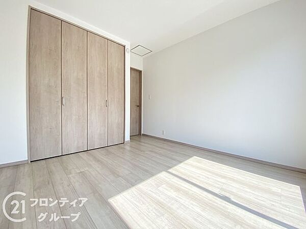 寝室を拡大表示