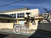 明石市立鳥羽小学校 徒歩12分。 910m