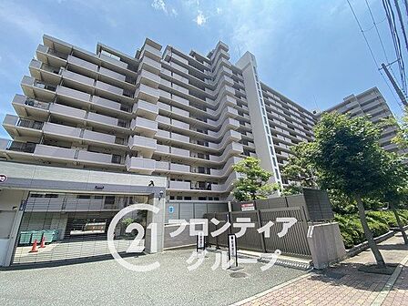総戸数262戸のビッグコミュニティ!本物件は10階のお部屋です
