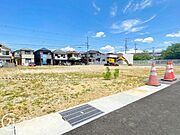 現地写真更新！現地の説明はもちろん、モデルハウスご見学も可能！同社施工物件をご見学していただきますので、実際に使用される設備やお家の雰囲気などをご確認ください