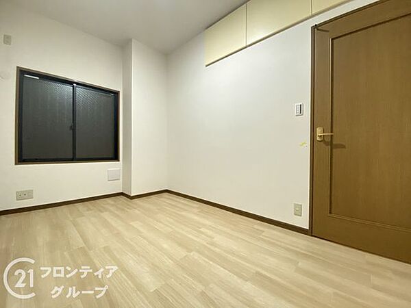 寝室を拡大表示