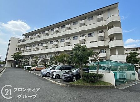 大規模マンションは、充実した共用施設と安心の管理体制で、快適な暮らしを提供する理想的な住環境です!