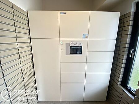 24時間いつでも荷物を受け取れるので、忙しい方にも便利な宅配ＢＯＸ！家族全員が外出していても、荷物を受け取れるので安心です！