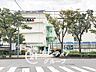 周辺：神戸市立神の谷小学校 徒歩8分。 610m