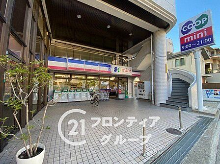 コープミニ西舞子 徒歩9分。 680m