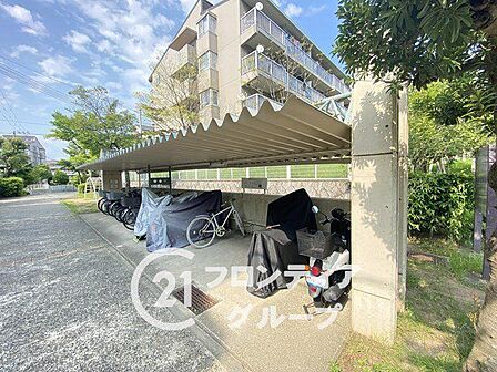 物件から受けた印象や、周辺の生活環境への疑問まで、気になることを何でも話してみてください。暮らしのイメージを一緒に整理していきましょう