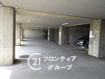はじめてのご相談でも、経験豊富なスタッフが丁寧にお話を伺います。住まいのことで気になることがあれば、いつでもお声がけください