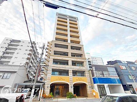 写真だけではわからない採光・広さ・周辺環境の実感は、実際に足を運んでみることが一番です。ご見学はいつでもご予約いただけます