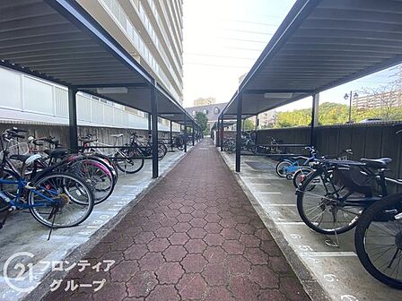 「賃貸のままでいいのか、買うべきか」その判断に必要な情報を、スタッフがわかりやすく整理してお伝えします。お気軽にご相談ください
