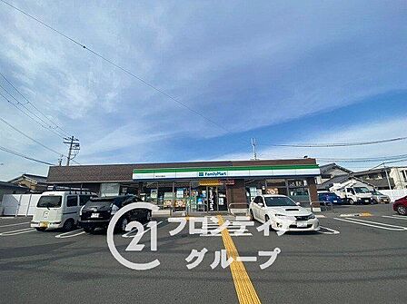 ファミリーマート明石大久保町店 徒歩5分。 400m