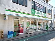 ファミリーマート日進駅南口店 135m