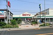 西友中浦和店 215m
