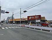 ヤオコー川越霞ケ関店 176m