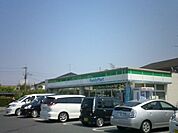 ファミリーマート大宮上小町店 334m