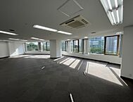 東京都新宿区西新宿6丁目6-3：物件画像／株式会社オフィセント