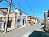 その他：前面6ｍ道路で駐車もラクラクですね。
