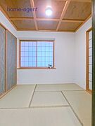 落ち着いた和室な空間です。