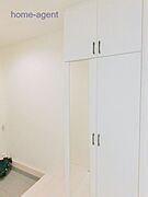 姿見付きの玄関収納です。