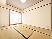 南西側６帖和室
