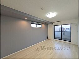 ウエスト　コミタリアIII 201 2階1Kのリビング/ダイニング