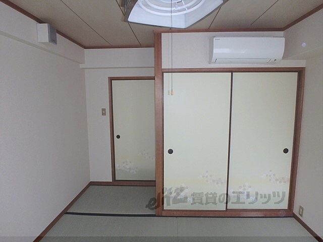 寝室