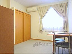 近江鉄道近江本線 愛知川駅 徒歩18分の賃貸アパート 2階1Kのリビング/ダイニング