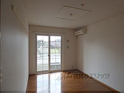 グランラシーヌI 102 2階2DKのリビング/ダイニング