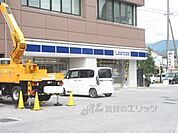 ローソン　彦根郵便局前店まで350メートル