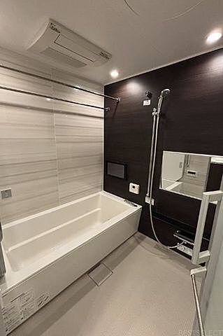 浴室 ドゥ・トゥール　WEST棟 35階/-