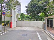＊敷地内駐車場※空き状況についてはお問い合わせください＊