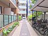 駐車場：＊雨の日でも安心の屋根付き駐輪場＊
