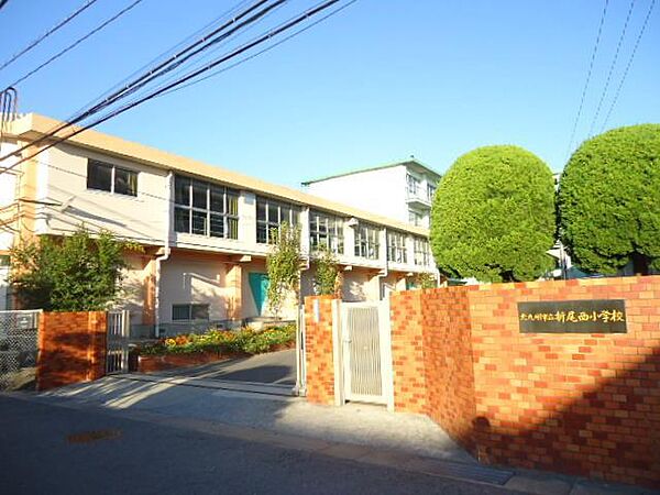 画像12:折尾西小学校(960m)